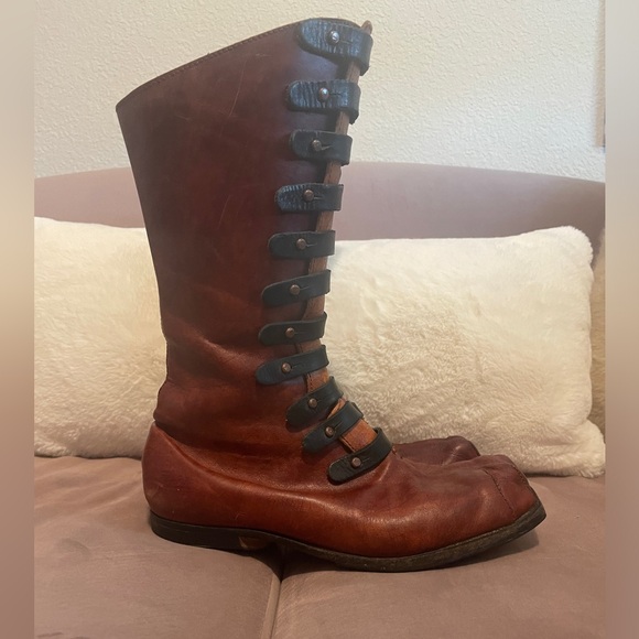 Handmade Cydwoq boots, red and brown sz 39 8.5 - Picture 4 of 8